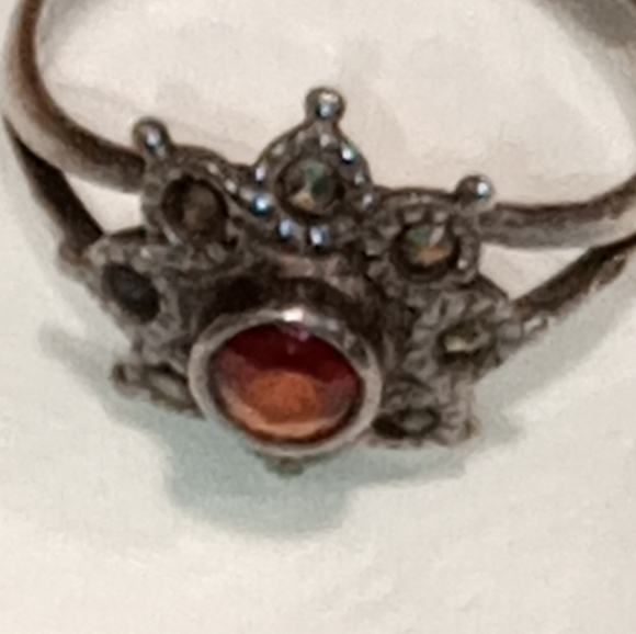 Sterling Silver Garnet Ring Antique - Picture 14 of 16